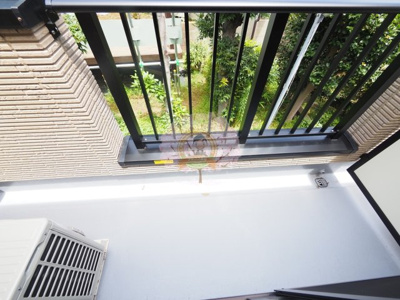 【バルコニー】 | アザーレ・キュリオス横浜 | 同一仕様