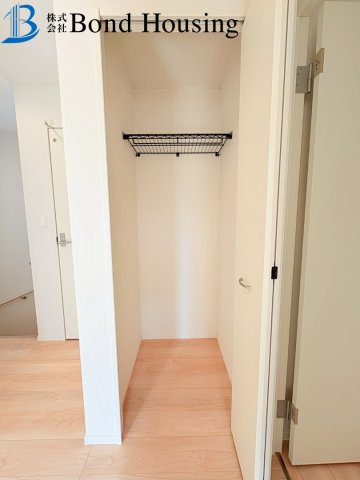 WIC等嬉しい収納豊富　大久保町谷八木　全4棟　8号棟の収納