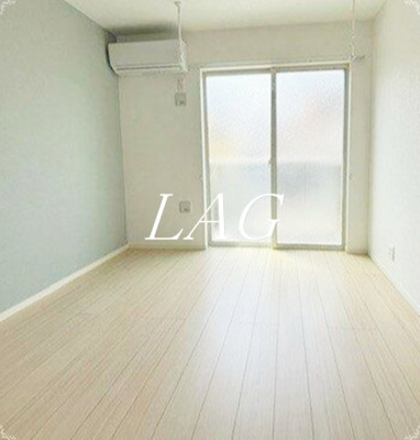 【居間・リビング】 | ドメーヌ西堀 | 洋室のお部屋です。