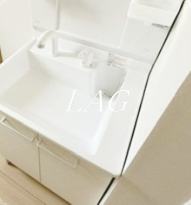 【洗面所】 | ドメーヌ西堀 | 洗面台です。