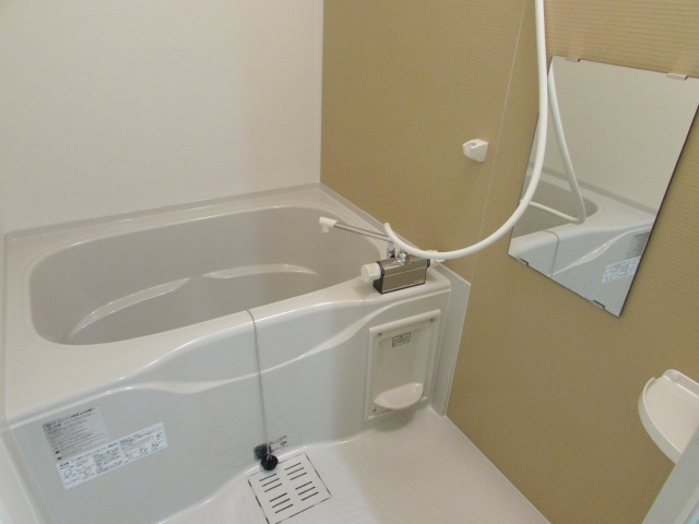 フジパレス伊孑志の浴室|落ち着いた空間のお風呂です