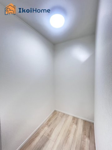 明石市大久保町谷八木第6　2号棟　の収納|【ホームページに現地動画掲載中】●年中無休：当日予約可●WIC完備でお洋服など沢山収納できます！