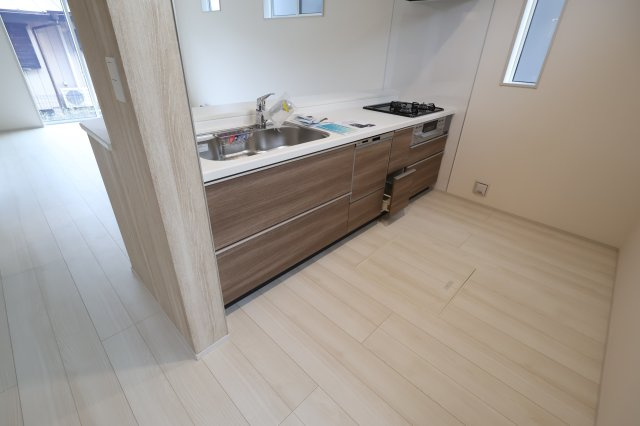  | 《仲介手数料無料》上尾市原市北１丁目9-12(全1戸)新築一戸建てブルーミングガーデン