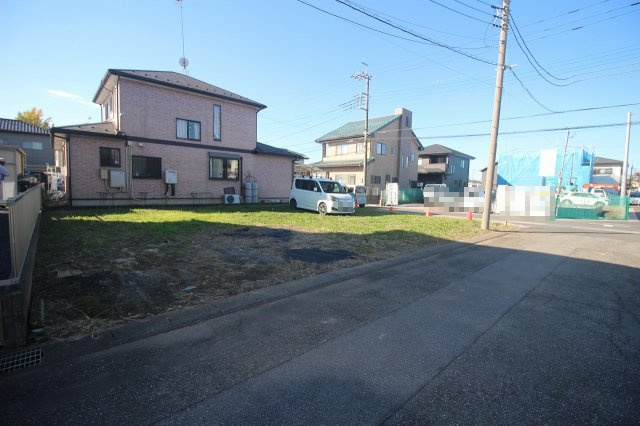 小山市平和の外観|西側より（2025年11月撮影）
