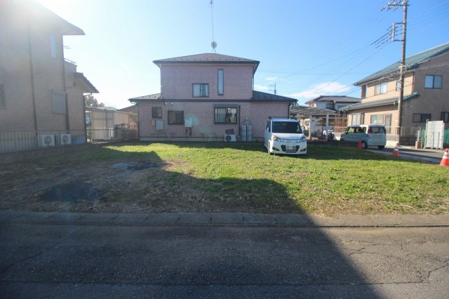 小山市平和の外観|北西側より（2025年11月撮影）