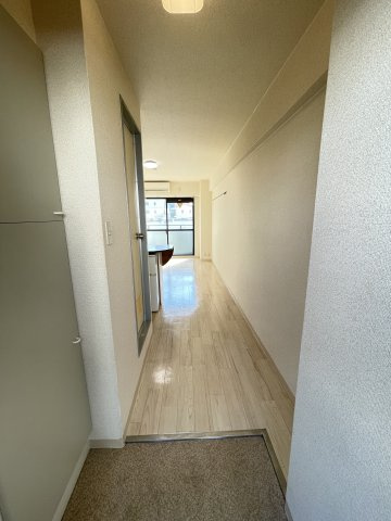 メゾン・ド・アクトゥールの玄関