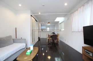 【居間・リビング】