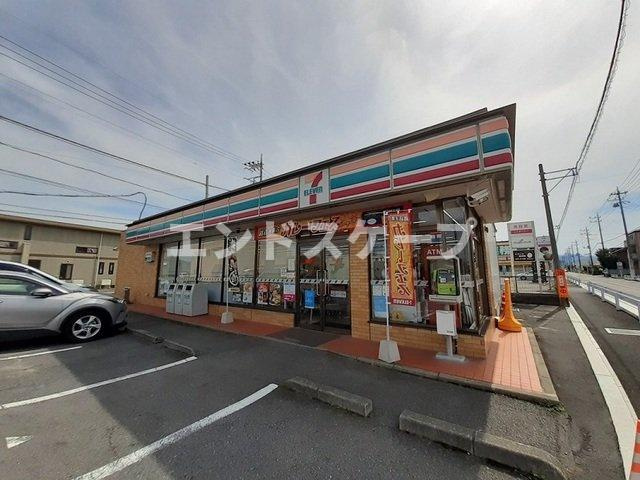 リゼ・クレストの周辺|セブンイレブン緑町店まで170m
高崎、前橋のお部屋探しはエンドスケープまで！お客様の理想お聞かせ下さい♪
