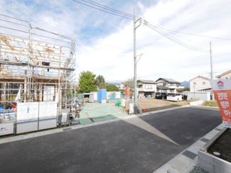 【展望】 | 甲斐市竜王 新築戸建 全2棟1号棟 三方角地 オール電化 | 1階和室より北側を望む