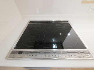 【設備】 | 甲斐市竜王 新築オール電化戸建 全2棟2号棟 南道路 書斎付 | IHクッキングヒーター