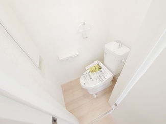 【トイレ】 | 甲斐市竜王 新築オール電化戸建 全2棟2号棟 南道路 書斎付