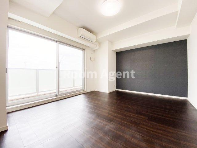 セレニティー金山の居間・リビング