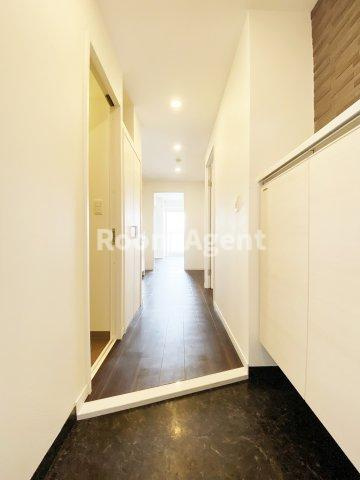 セレニティー金山の玄関