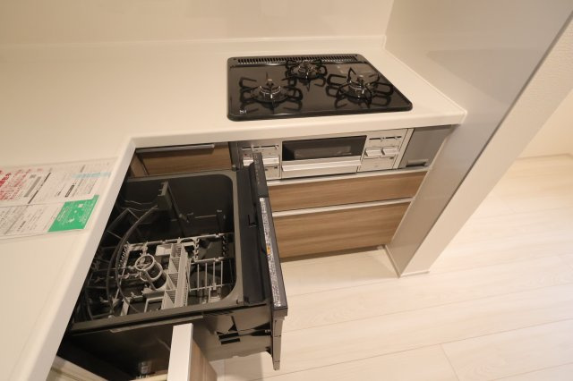 《仲介手数料無料》北区宮原町４丁目56-7新築一戸建てブルーミングガーデンのキッチン|撮影日 2025年10月19日 15:40 曇り