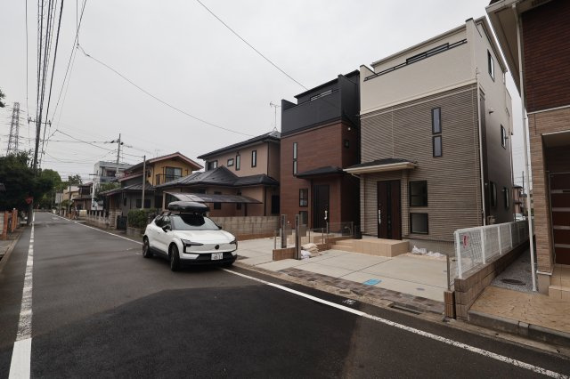 《仲介手数料無料》北区宮原町４丁目56-7新築一戸建てブルーミングガーデンの外観|撮影日 2025年10月19日 15:40 曇り