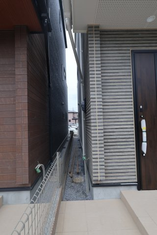 《仲介手数料無料》北区宮原町４丁目56-7新築一戸建てブルーミングガーデンの外観|撮影日 2025年10月19日 15:40 曇り