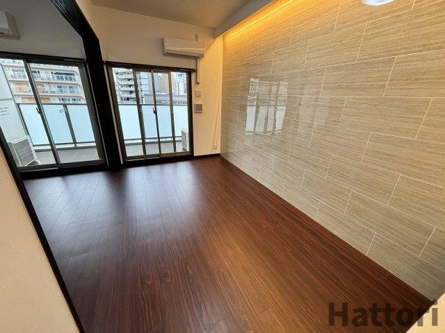 ディームス福島の居間・リビング