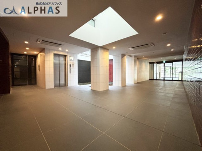 【エントランス】 | ロジュマン住吉山手 | ■宅配ボックス付きですので時間を気にせず荷物受け取りができます♪