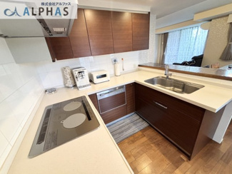 【キッチン】 | ロジュマン住吉山手 | ■IHクッキングヒーター採用でお手入れもらくらく♪         
■嬉しい食器洗浄乾燥機付きです♪