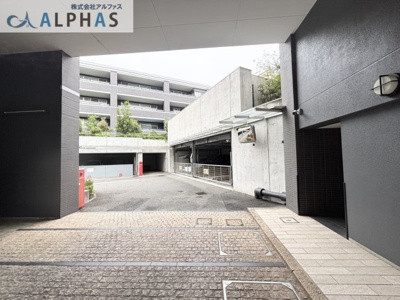 【駐車場】 | ロジュマン住吉山手 | 敷地内駐車場♪