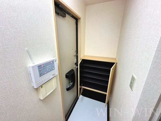 ラ・ファミーユの玄関|イメージ（同建物内別部屋の写真です）