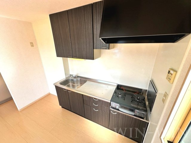 ラ・ファミーユのキッチン|イメージ（同建物内別部屋の写真です）