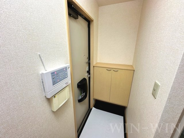 ラ・ファミーユの玄関|イメージ（同建物内別部屋の写真です）