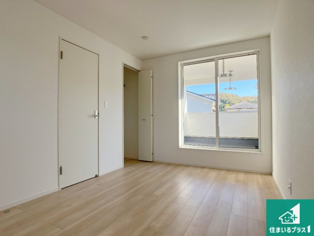 相生市大島町　第2期　新築一戸建ての洋室|シンプルな洋室は、自分好みのインテリアが楽しめます♪ご家族とインテリアや家具を選びに行くのは新築購入時の醍醐味の一つです。ぜひお楽しみください♪