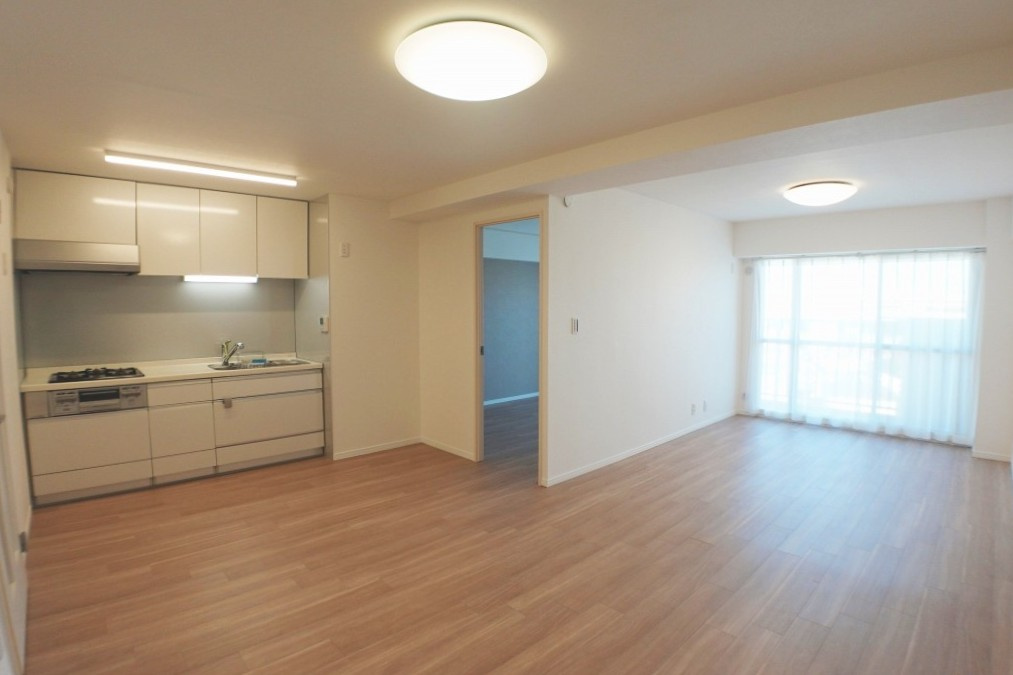 綾瀬グランドハイツの居間・リビング