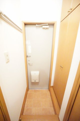 【玄関】 | Royal Garden 400&16  C | ※同物件・同タイプの写真です。