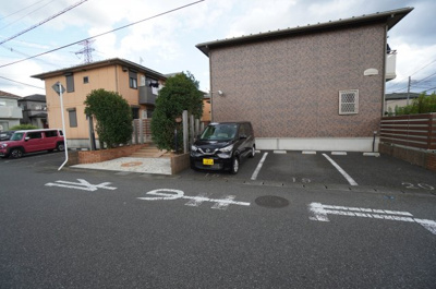 【駐車場】 | Royal Garden 400&16  C