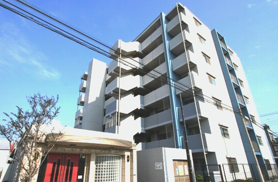 ライフレビュー川崎グリーンプレイス（川崎区四谷下町）の外観| ライフレビュー川崎グリーンプレイス　新規リノベーション　2007年2月築　ペット飼育可能3匹可能　オートロック　4LDK　　JR川崎駅バス15分バス停徒歩4分　