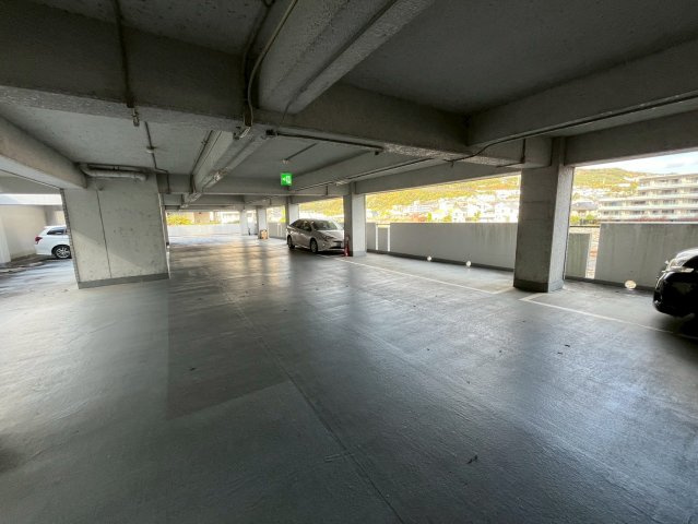 リバーサイド宝塚の駐車場|駐車場です