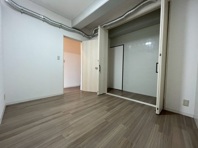 リバーサイド宝塚の居間・リビング|ゆったり過ごせる居間です