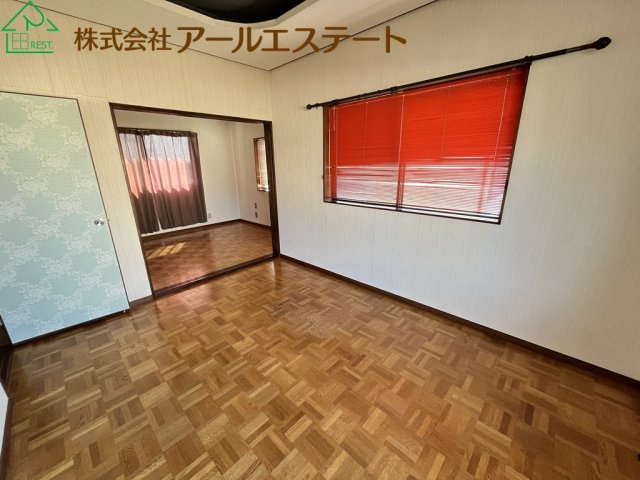 加古川市東神吉町天下原　　中古戸建の寝室