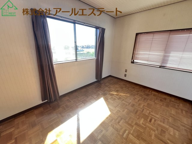 加古川市東神吉町天下原　　中古戸建の子供部屋
