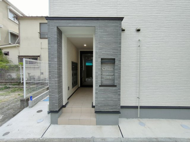 クレディ新小岩のエントランス