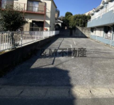 サニーコーポ・ベルの駐車場|駐車場完備です