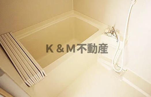 サニーコーポ・ベルの浴室|日々の暮らしに欠かせないお風呂です