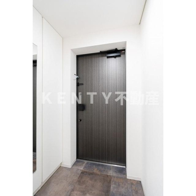 【玄関】 | エル・セレーノ品川西大井 | シンプルで使いやすい玄関です