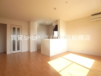 【居間・リビング】 | ステラート | ゆったりとしたリビングです