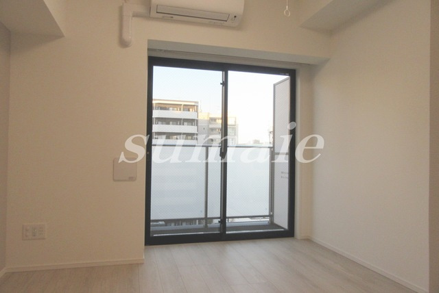 エストゥルース新小岩の居間・リビング|リビングです。