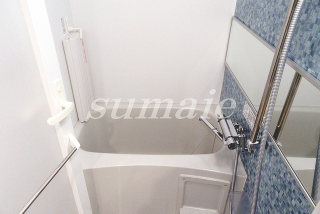 エストゥルース新小岩の浴室|バスルームです。