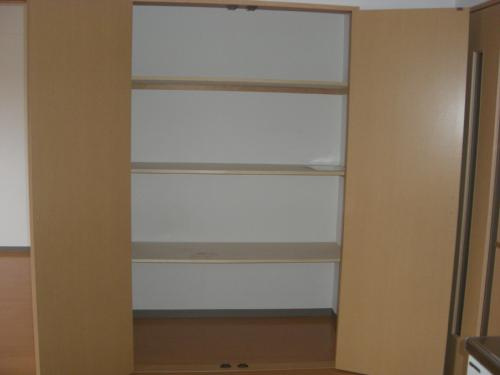 レージュ藤塚の収納