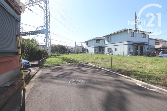 【前面道路含む現地写真】 | 立川市西砂町2丁目　売地　全2区画　A号区 | 建築条件なし