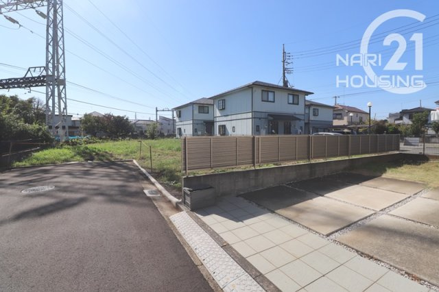 【前面道路含む現地写真】 | 立川市西砂町2丁目　売地　全2区画　A号区 | 陽当たり良好