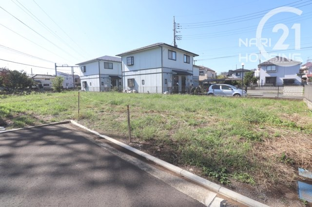 【前面道路含む現地写真】 | 立川市西砂町2丁目　売地　全2区画　A号区 | 前面道路含む現地写真です