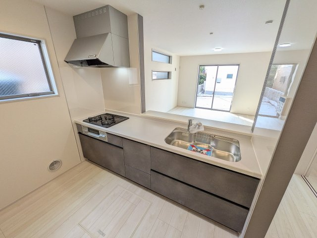 八王子市　大和田町　新築一戸建て　１０期のキッチン|～使い勝手の良いシステムキッチン～