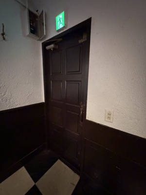 【玄関】 | ゴールデン会館