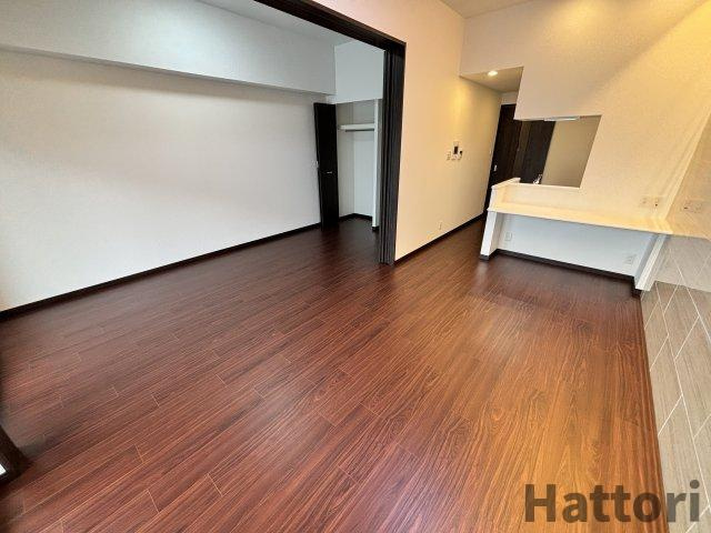 ディームス福島の居間・リビング